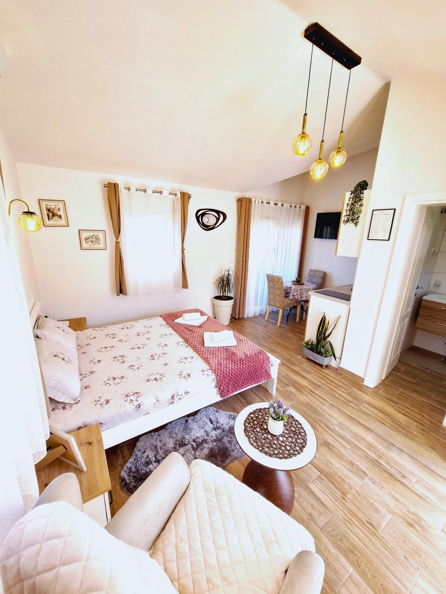 Sunny Side Apartments Rijeka Crnojevića Extérieur photo