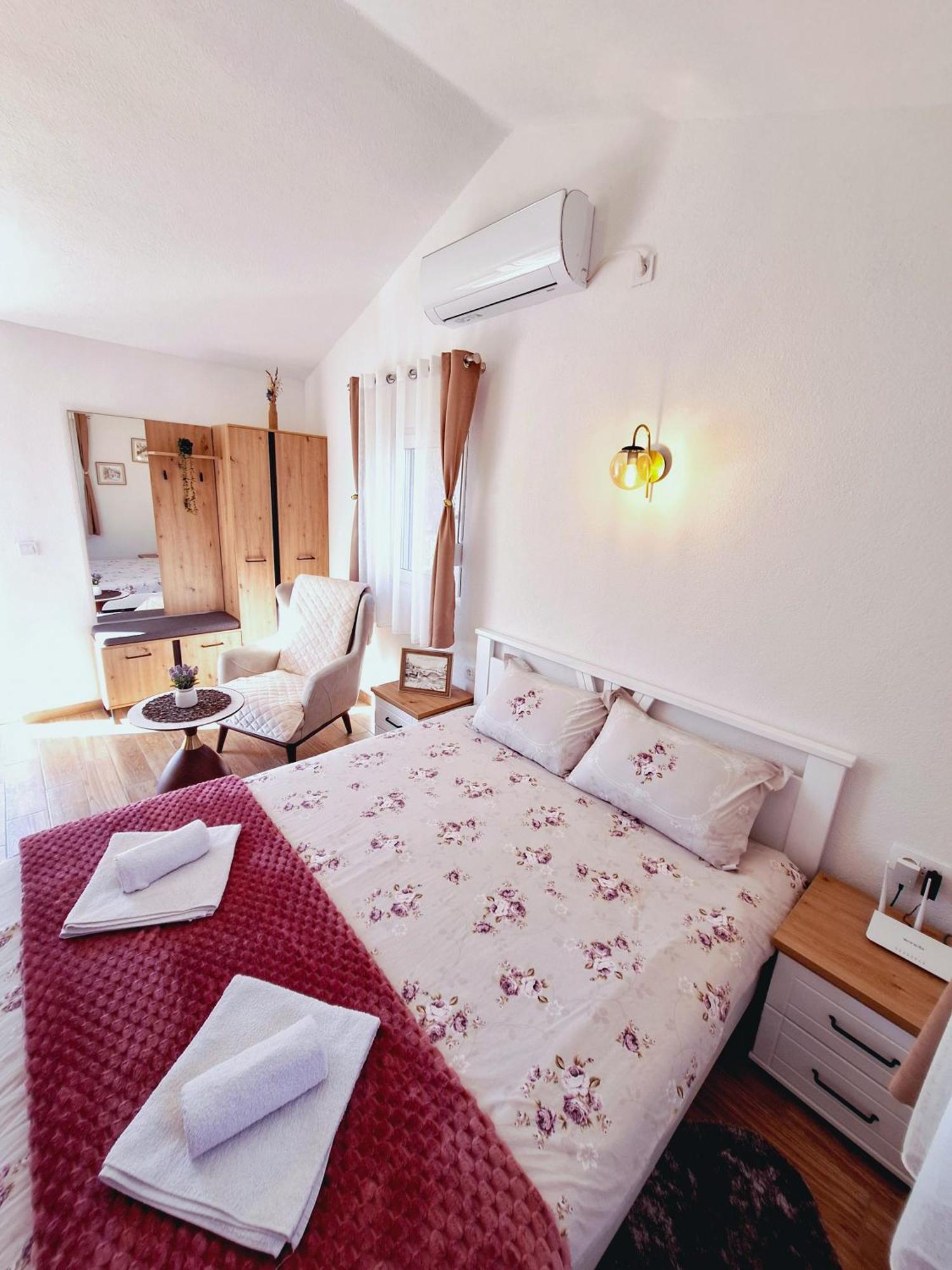 Sunny Side Apartments Rijeka Crnojevića Extérieur photo